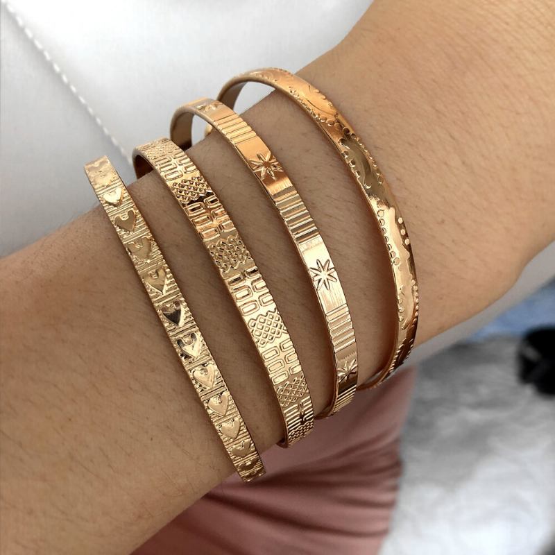 4 Stk Trendy Kreativ Guld Åbning Hjerte Stjerne Måne Design Armring Sæt Dame Armbånd Smykker