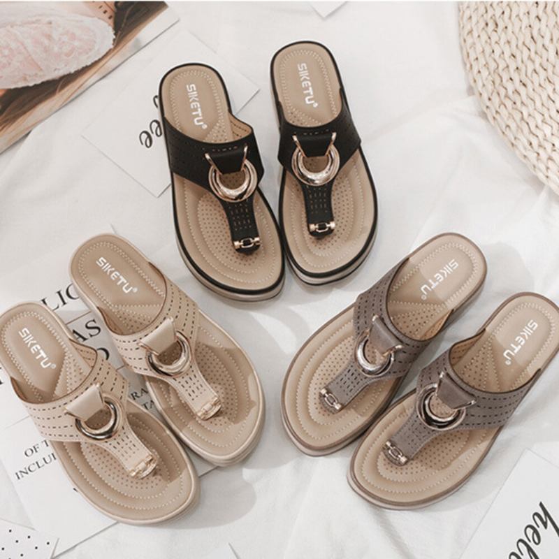 Dame Metal Decor Hollow Comfy Clip Toe Beach Casual Sandaler