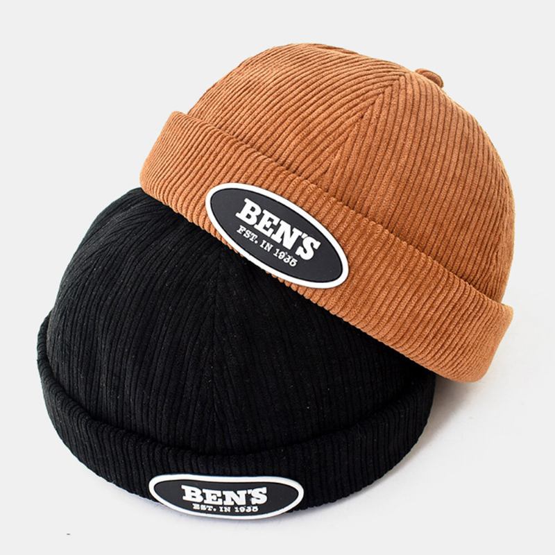 Mænd Udlejer Kasket Corduroy Bogstaver Oval Label All-match Justerbar Brimless Beanie Skull Kasket Til Kvinder