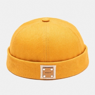 Unisex Polyester Bomuld Ensfarvet Nitte Pu Label All-match Brimless Beanie Udlejer Kasket Skull Cap