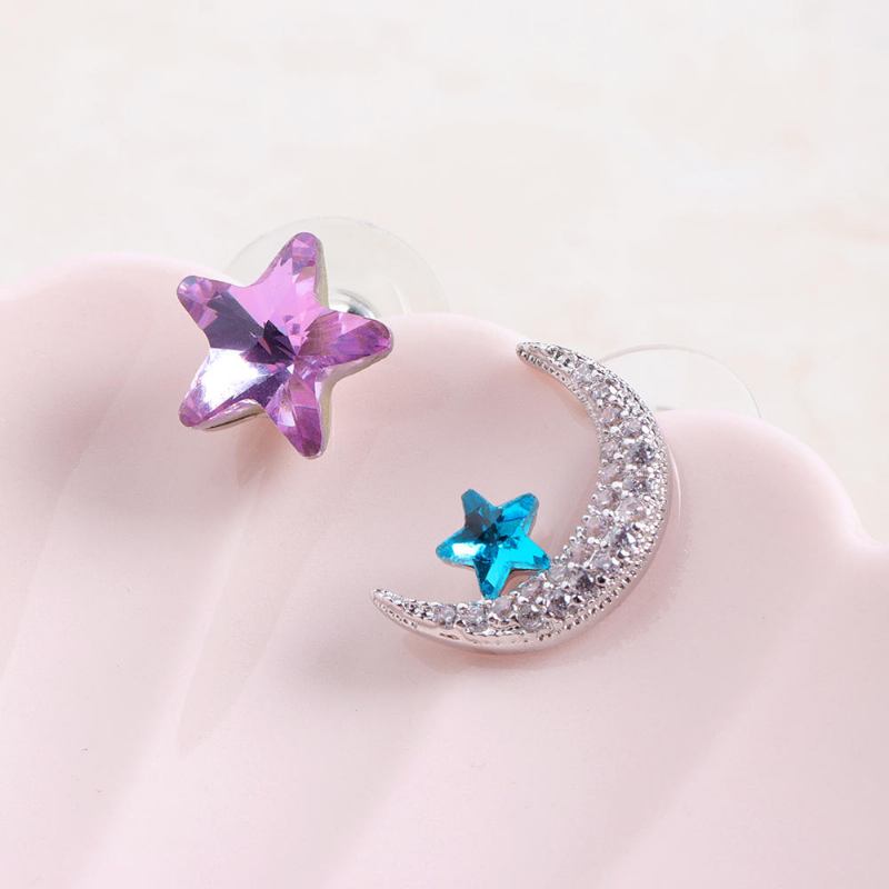 Unikke Asymmetriske Ørestikker Øreringe Luksus Mikrobelagte Zirconia Crystal Star Moon Piercing Øreringe