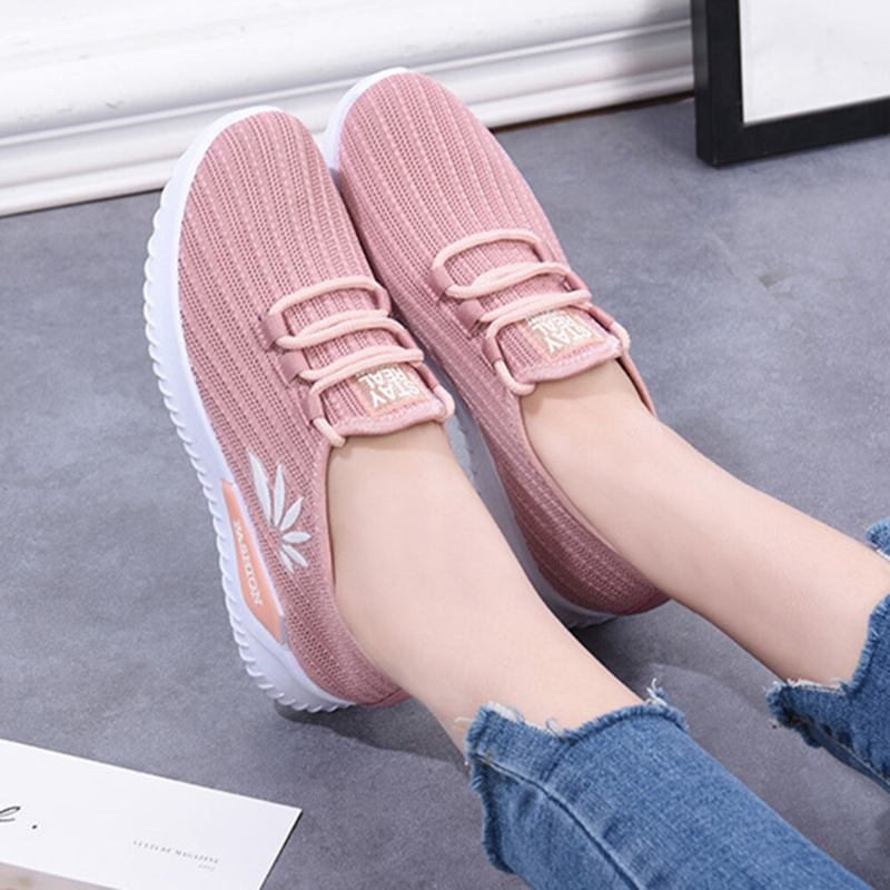 Kvinder Letvægts Komfortabel Åndbar Mesh Slip On Flade Sneakers