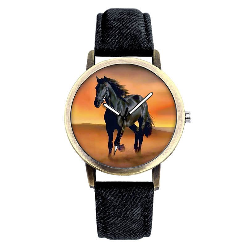 Casual Black Horse Desert Dial All-match Denim Strap Herre Quartz Watch Armbåndsur