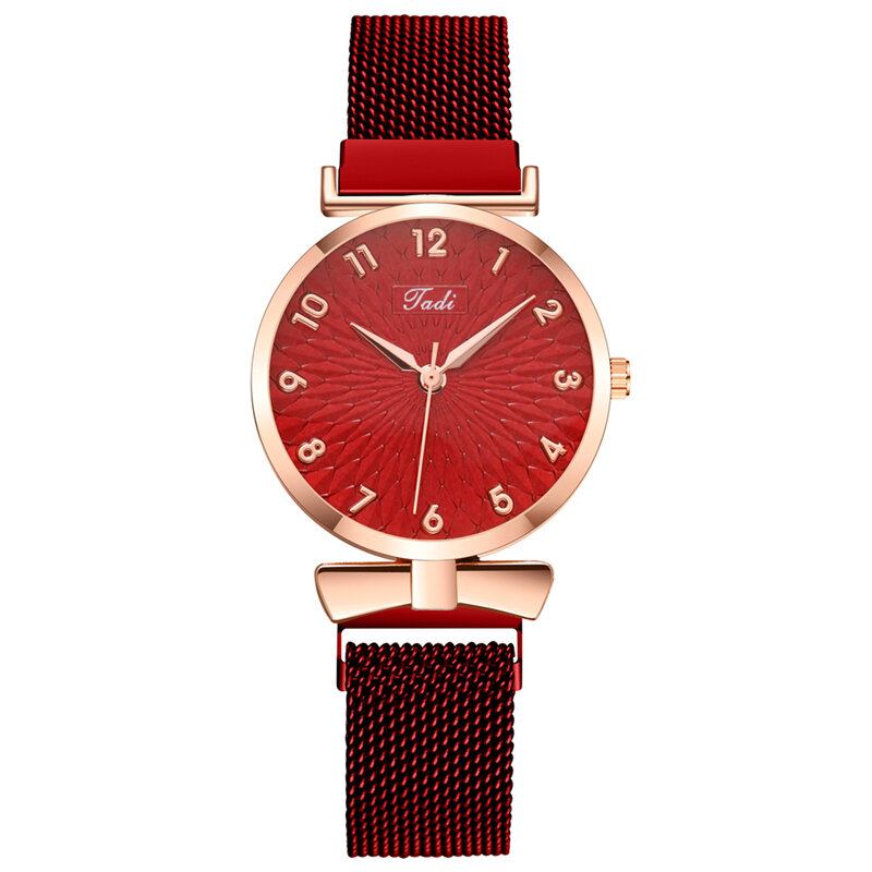 Casual Elegant Design Dame Armbåndsur Fuld Legering Quartz Watch