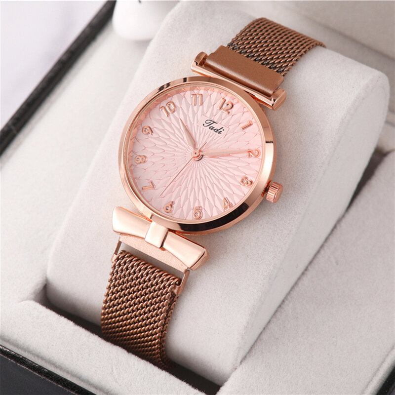 Casual Elegant Design Dame Armbåndsur Fuld Legering Quartz Watch