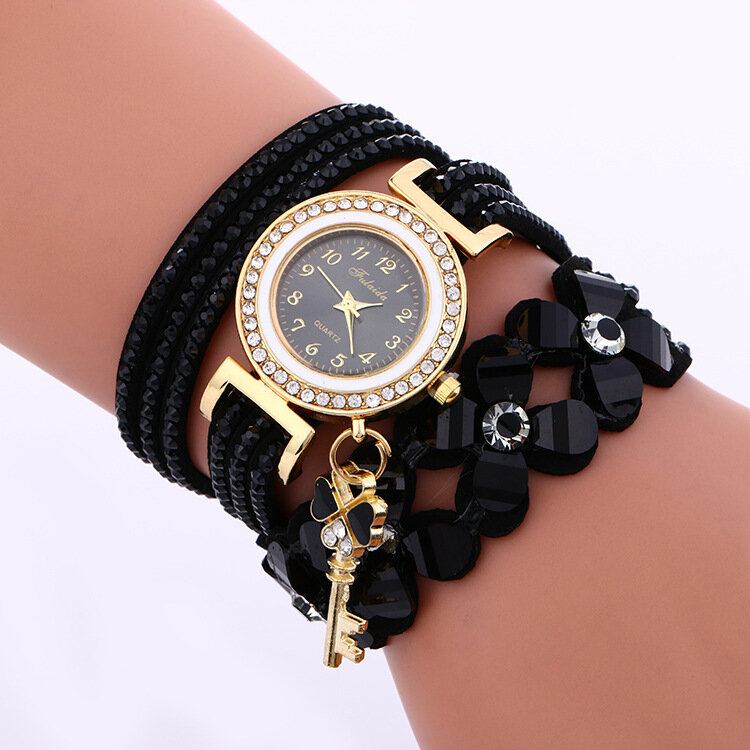 Fashion Crystal Circle Armbånd Dameur Simple Dial Flowear Patterns Quartz Watch