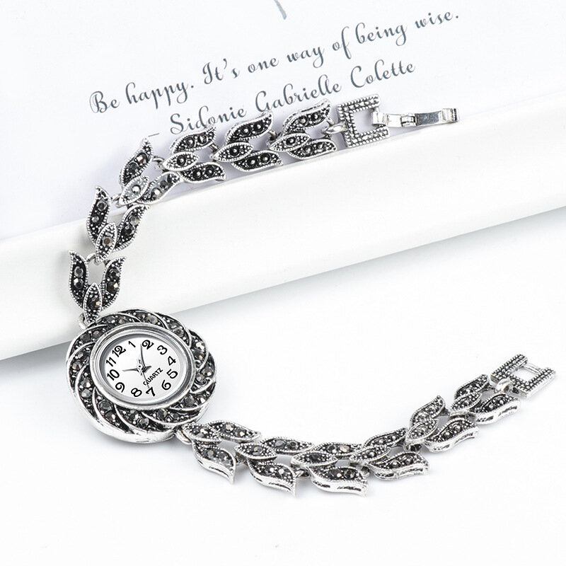 Grey Crystal Dame Armbåndsur Moderigtigt Retro Style Quartz Watch