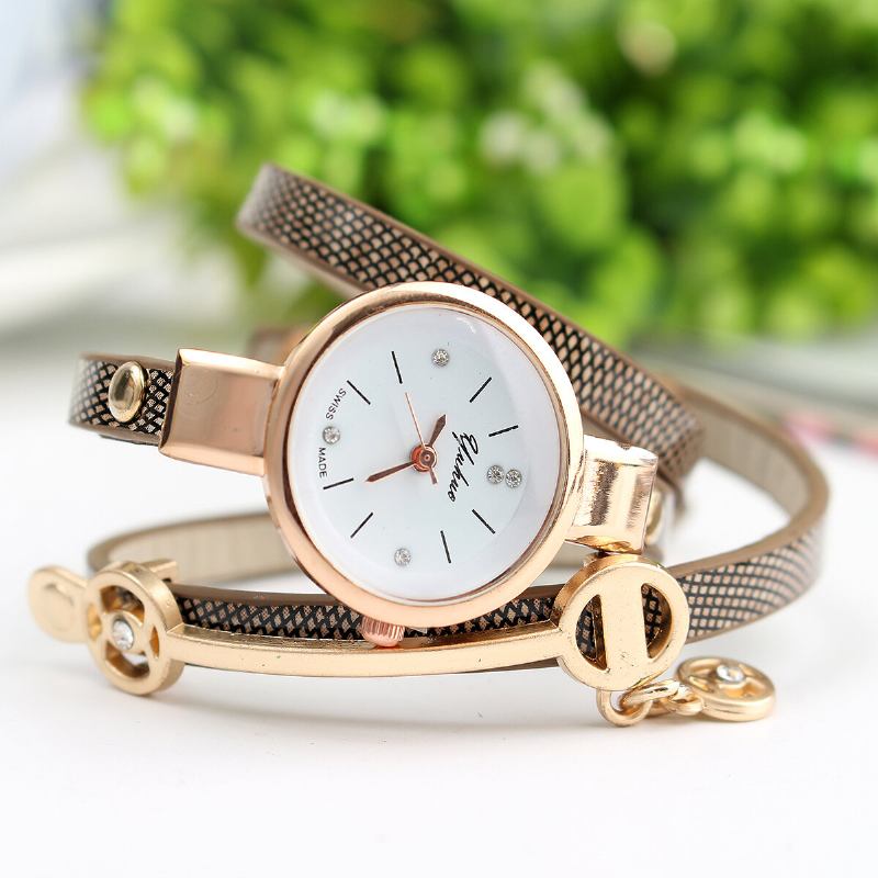 Mode Pu Læderrem Simple Crystal Dial Dame Watch Dame Dress Quartz Watch