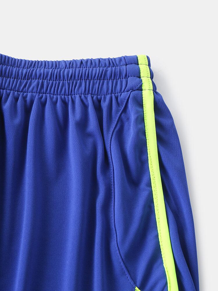 Tofarvet Patchwork-sportstræningstræning Til Mænd I Stræk Slim Fit Dobbeltlags Strandshorts